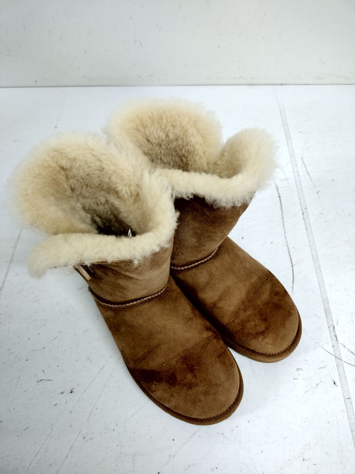 送料無料☆UGG アグ☆ムートン ブーツ 靴☆レディース 24.0cm 送料無料☆UGG アグ☆ムートン ブーツ 靴☆レディース 24.0cm