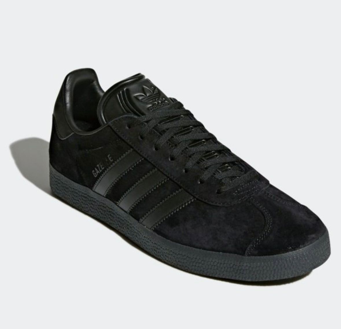 gazelle triple black 26.0 即購入可26cm