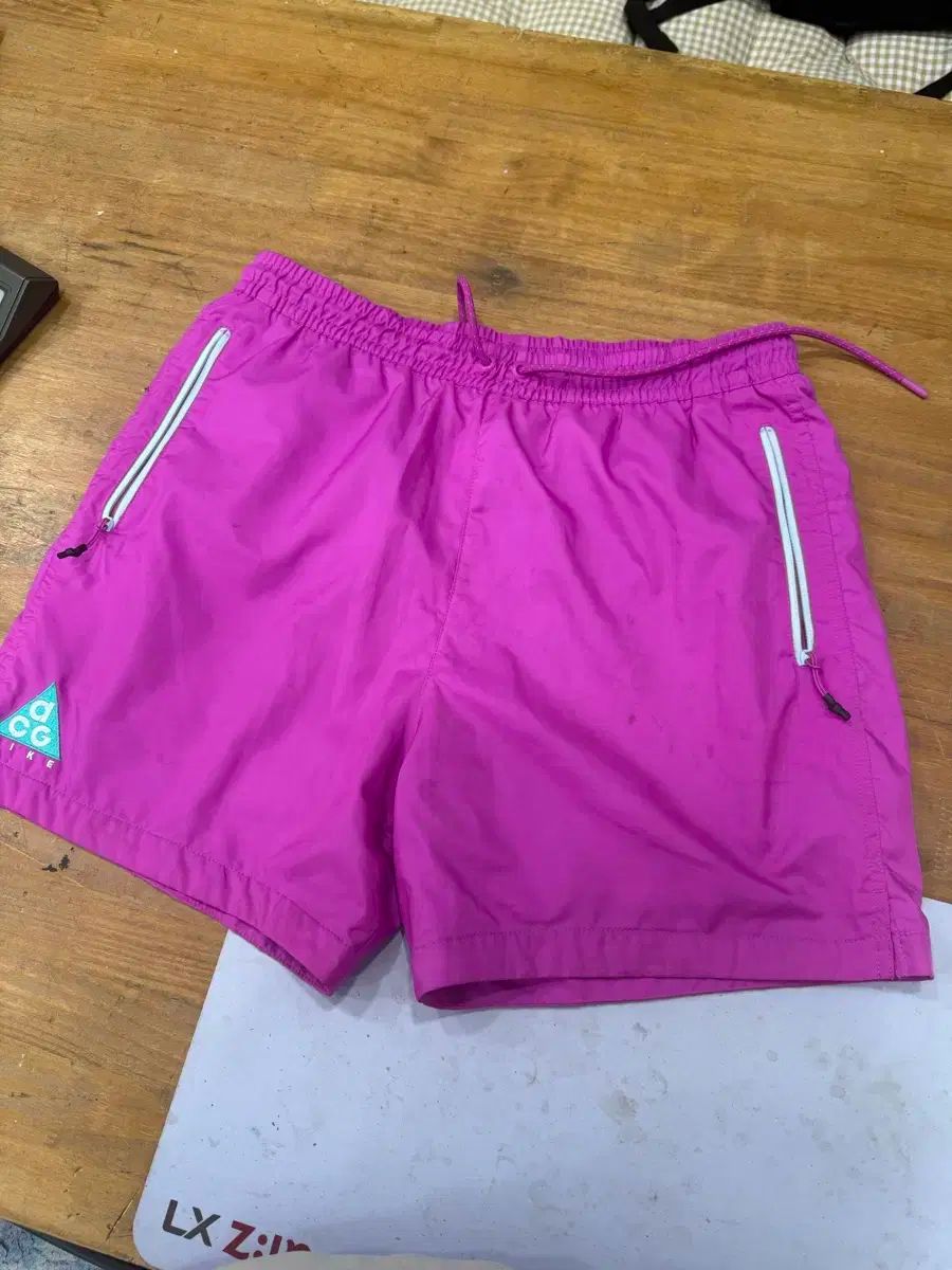 Acg ウーブンパンツ ウーブンショーツ ハイパーマゼンタ 海外モデル m