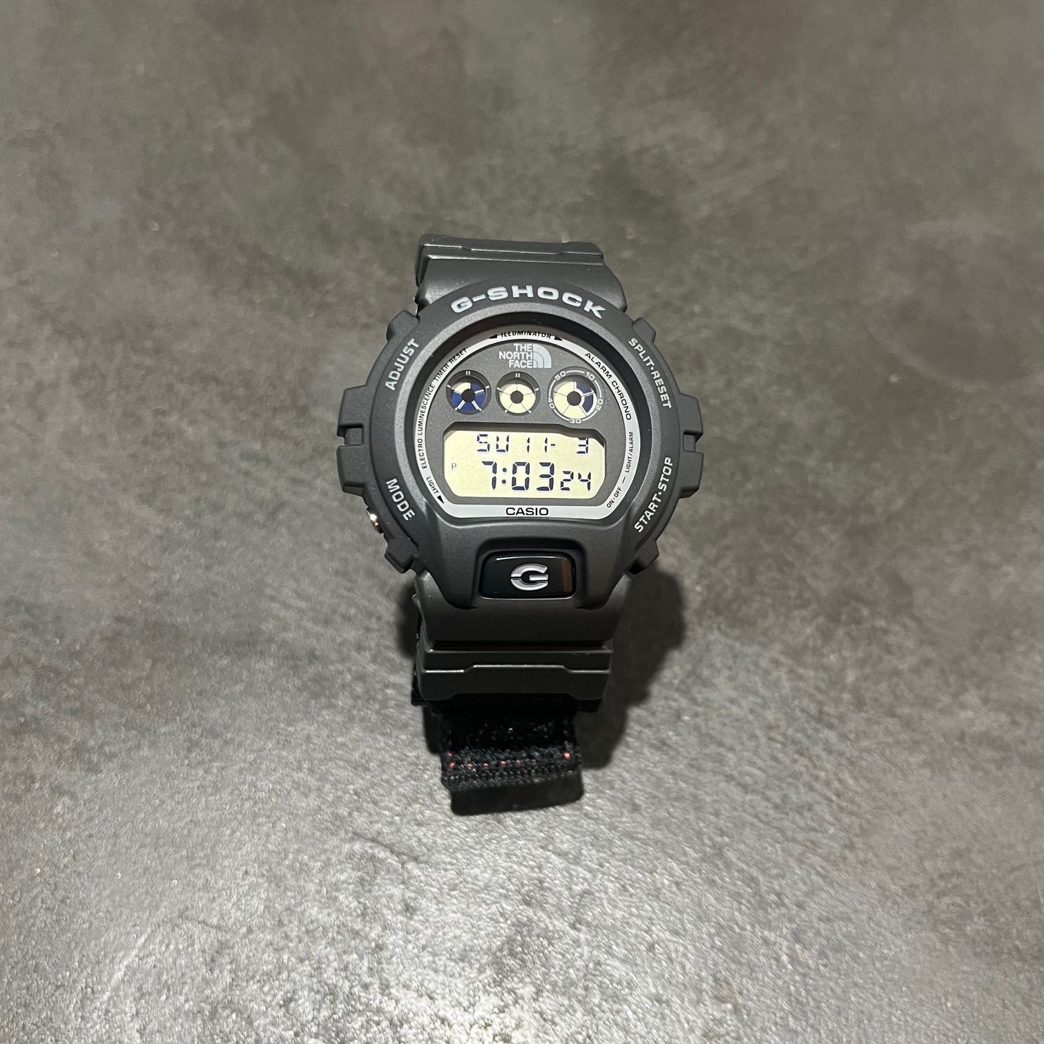 新品 Supreme × THE NORTH FACE × G-SHOCK TIMES SQUARE クォーツ時計 