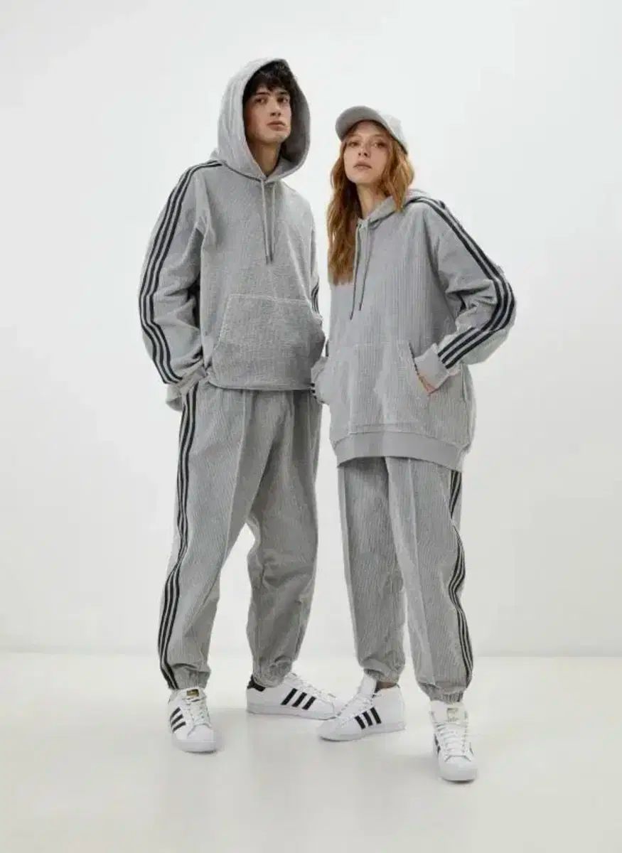 adidas アディダス x アイビーパーク コーデュロイ スウエットパンツ