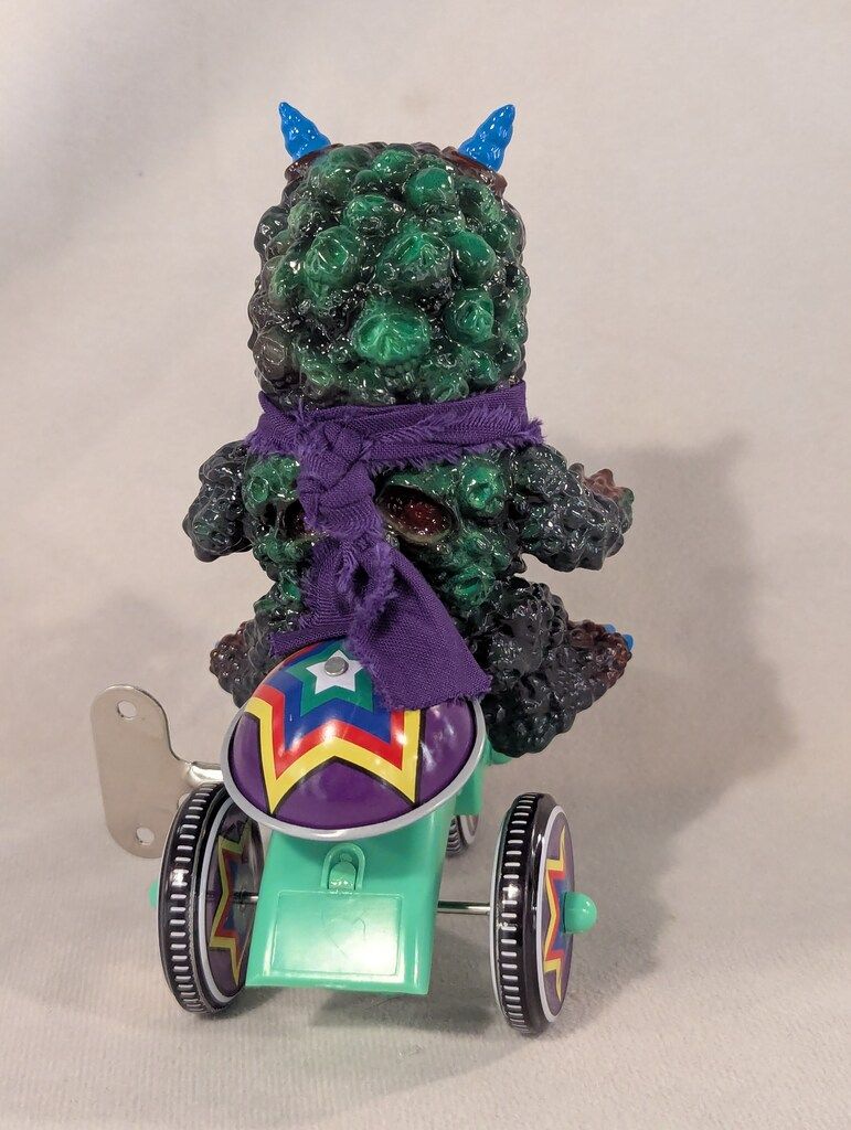 Mutant Vinyl Hardcore KAIJU ONE DEATH DX TRICYCLE Fivepoints