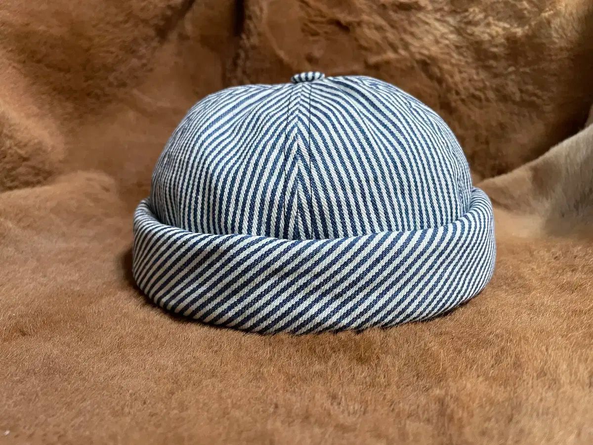 ヘレンカミンスキー 麦わら帽子 ラフィアハット　ロゴ金具 ナチュラル ヘレンカミンスキーハットラフィアプロヴァンス 麦わら帽子ロゴ