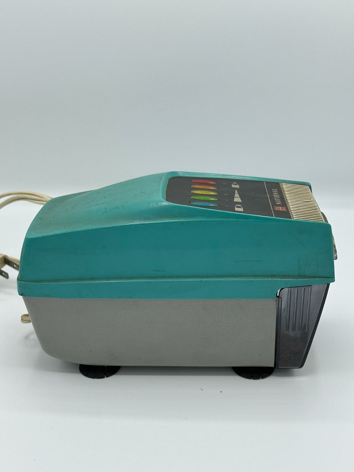 未使用品　昭和レトロ ナショナル 電動鉛筆削り　KP-11 昭和レトロ】 ナショナル 電動鉛筆削り器 鉛筆削り 赤 KP-11