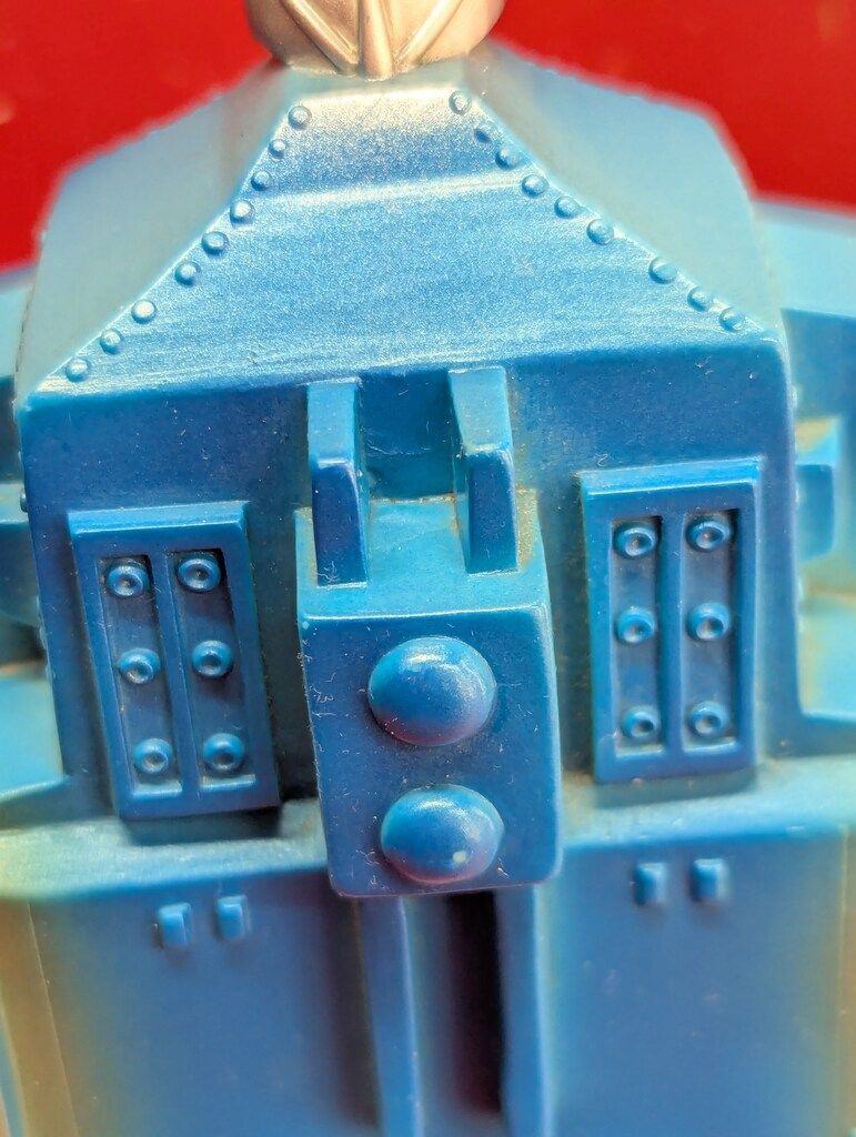 円谷コミュニケーションズ 怪獣郷 ウルトラセブン クレージーゴン