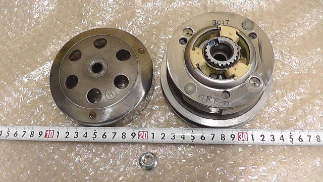 クレアスクーピー i AF55-1309xxx の クラッチ アウター