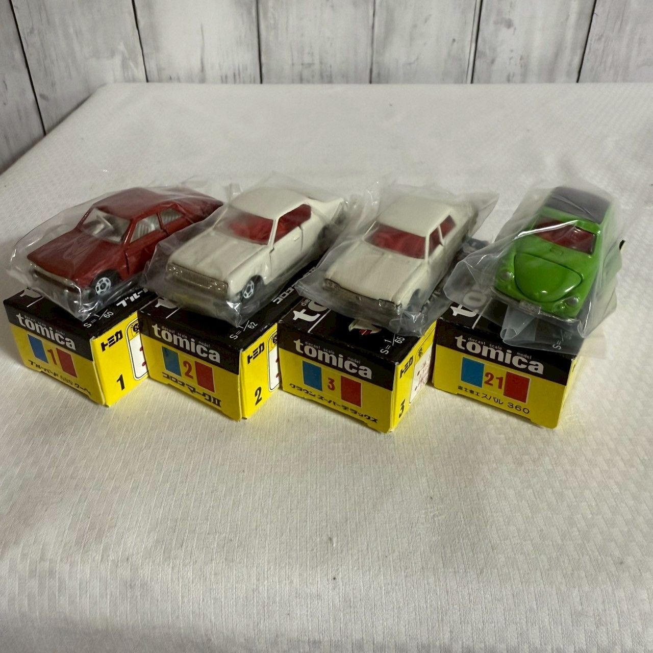 tomica トミカー黒箱6台 未開封新品セット tomica 黒箱6台 未
