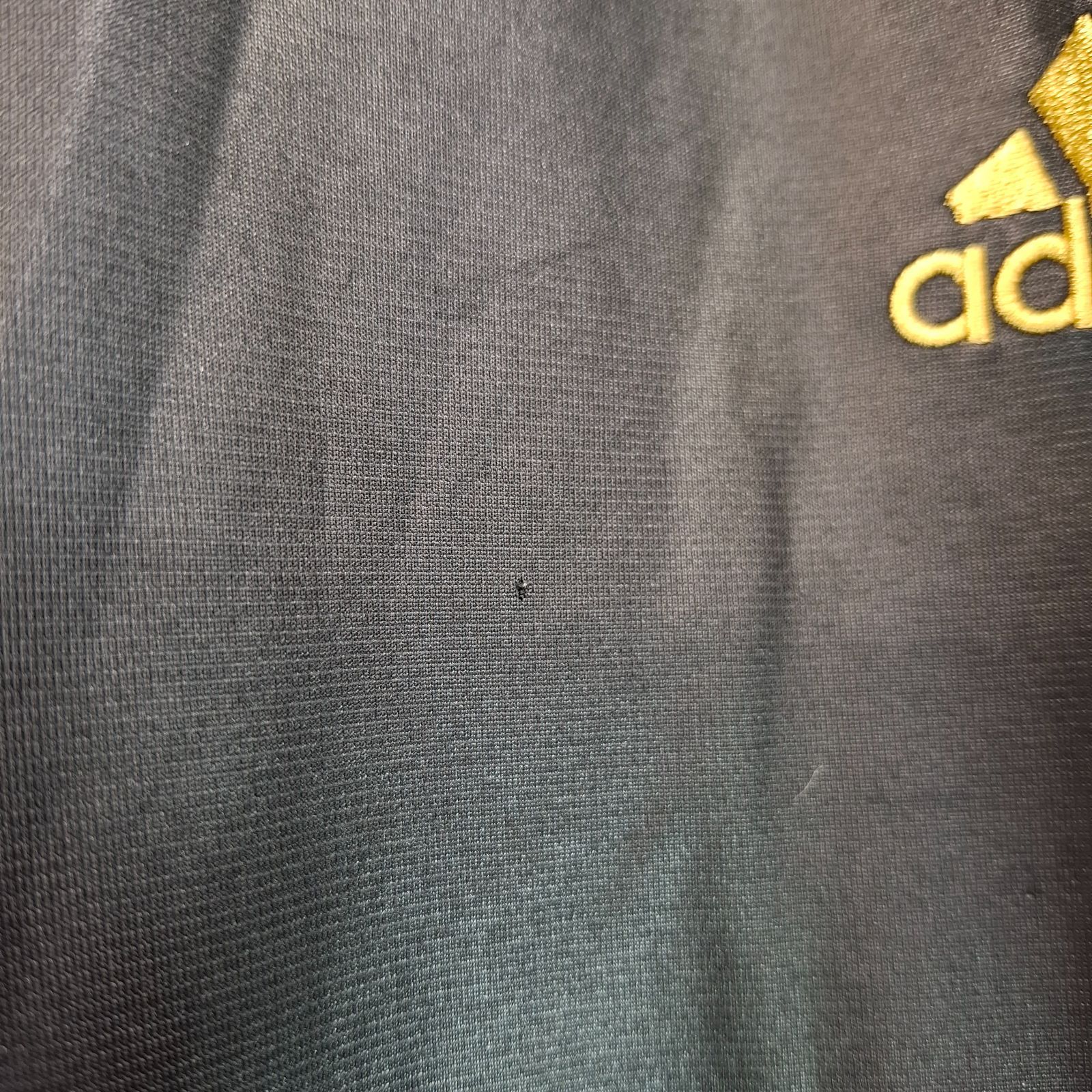 adidas アディダス