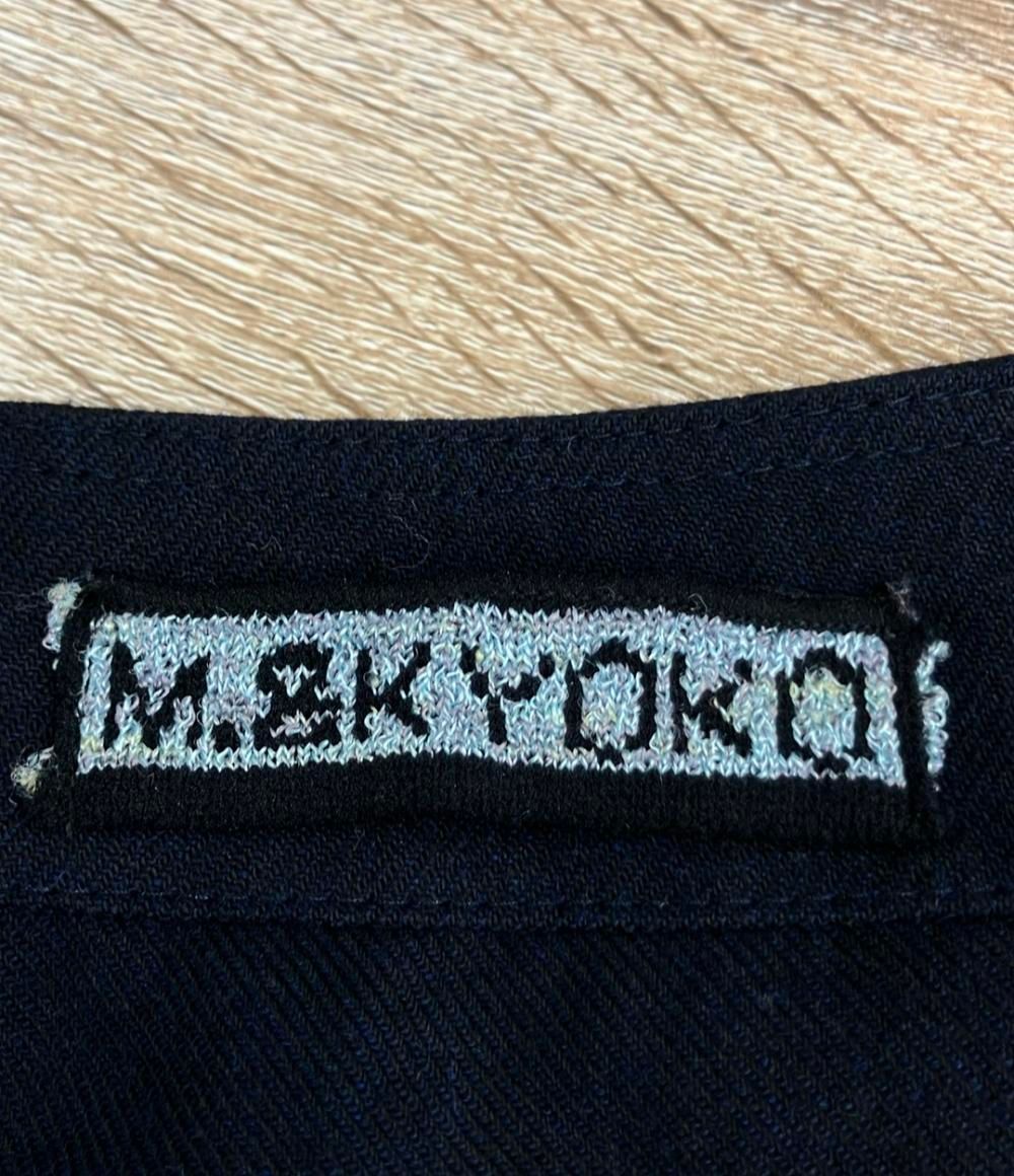 F M