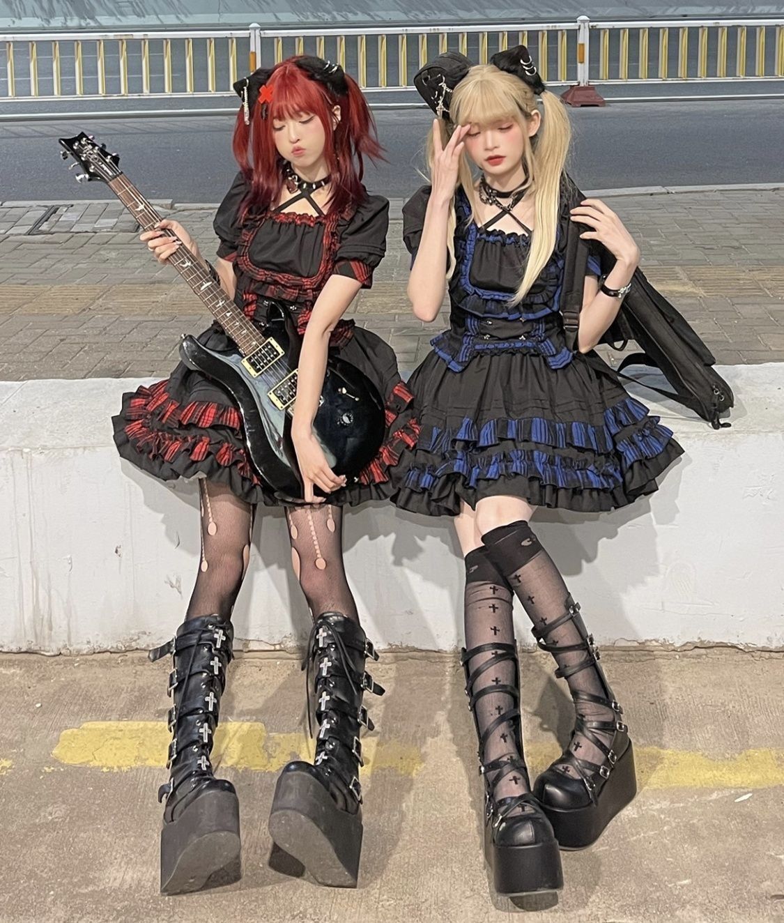 黒と青