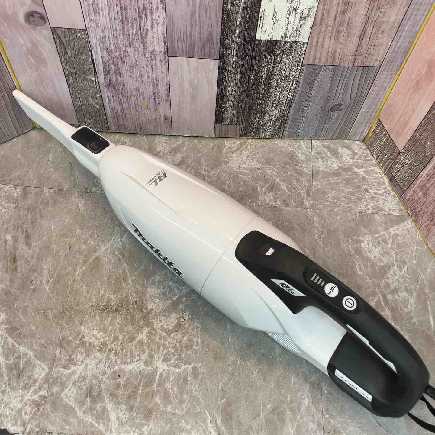 マキタ makita コードレスクリーナー CL284FDZW 八潮店