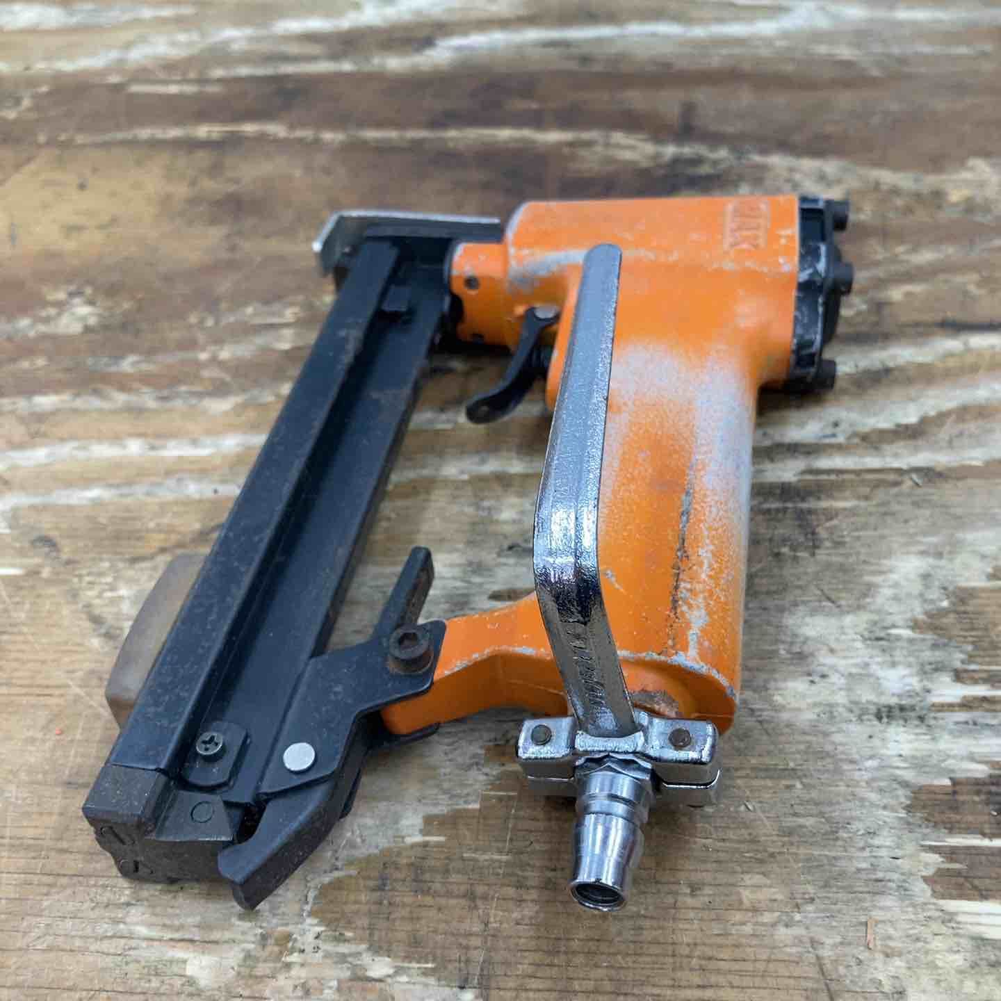 良品 動作確認済】MAX エアータッカー TA-20A/422J キュウオン 