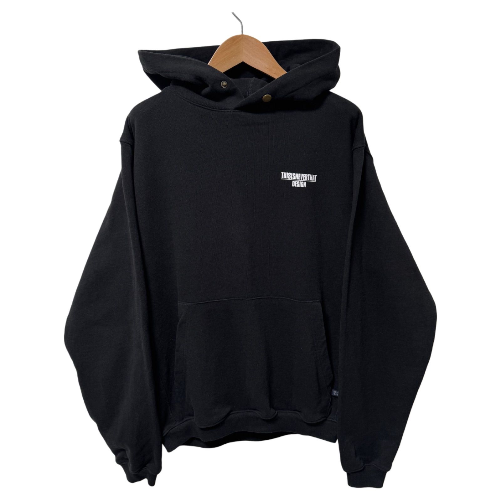 美品 Thisisneverthat パーカー M相当(表記S) ボタン付き
