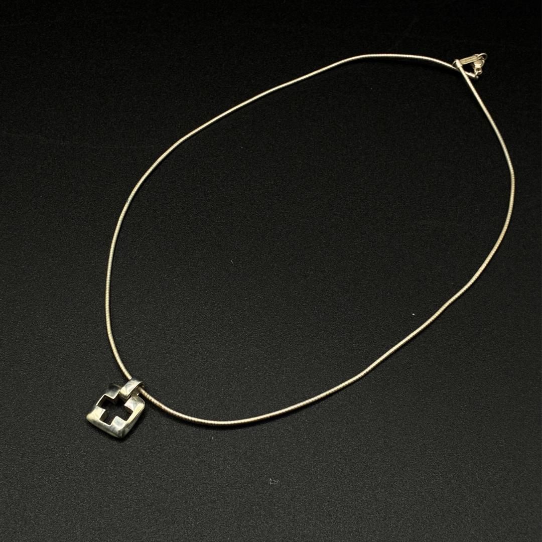 美品】Tiffany & Co ピアストクロス チョーカー オメガチェーン
