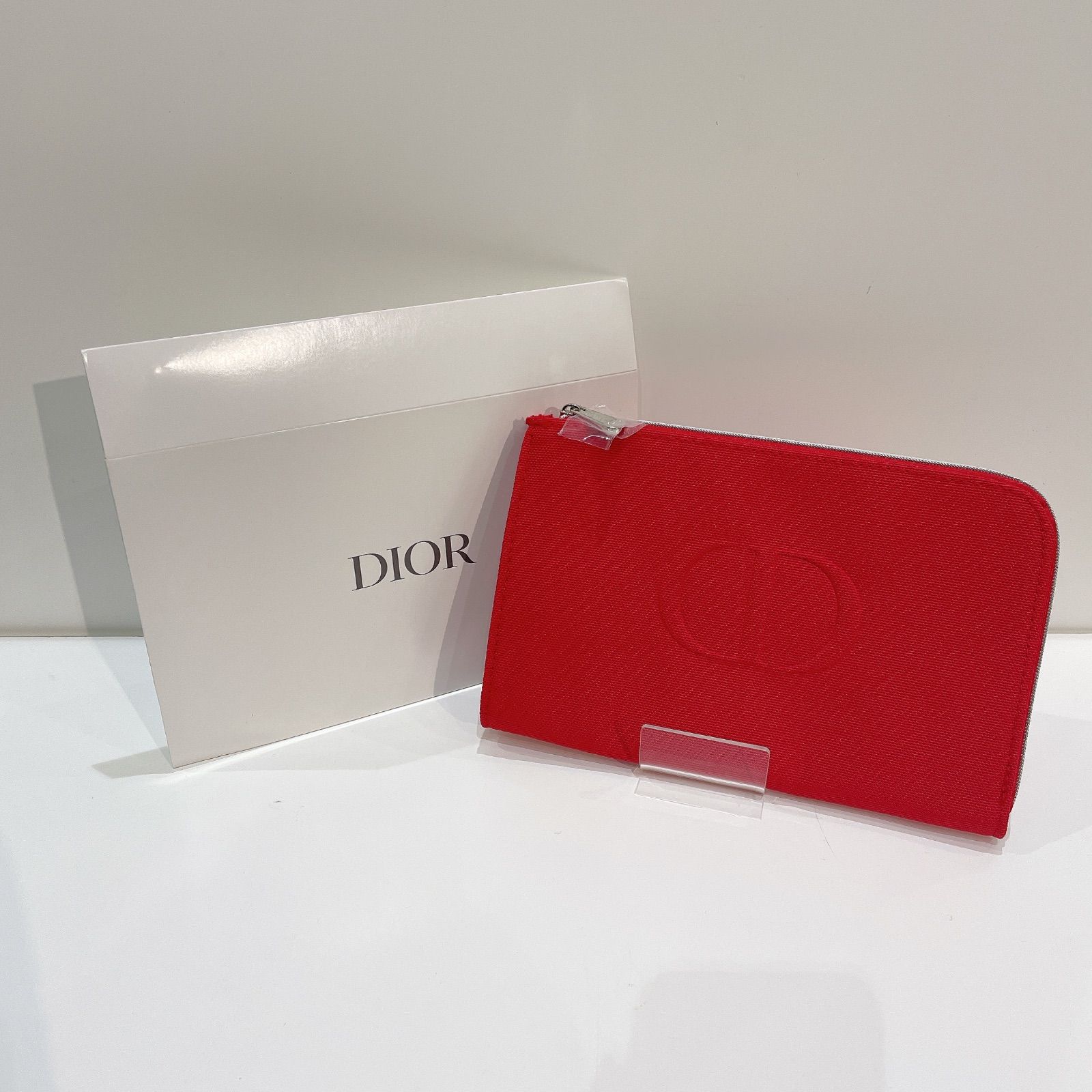 Dior ノベルティポーチ_TROUSSE とてつもなく POUCH