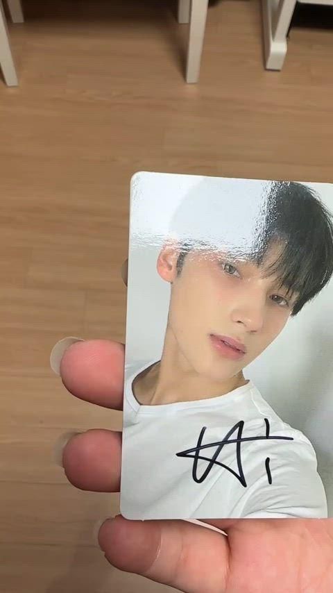 TOMORROW X TOGETHER(TXT) ヒュニンカイ(HUENING KAI) サイン