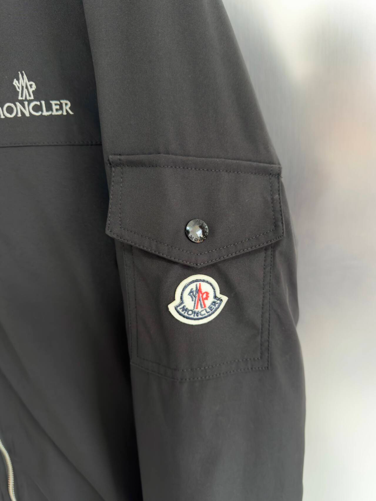 【美品】 MONCLER    モンクレール   M-4XL    黒    ナイロンジャケット