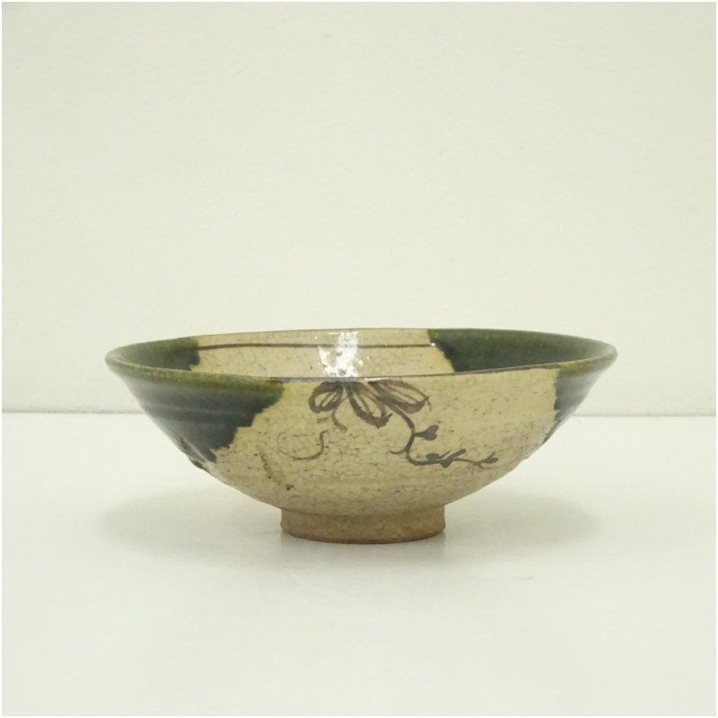 抹茶碗　平茶碗　骨董　レトロ 作家物 織部平茶碗 茶道 抹茶 おしゃれ 抹茶茶碗 抹茶碗 和食器
