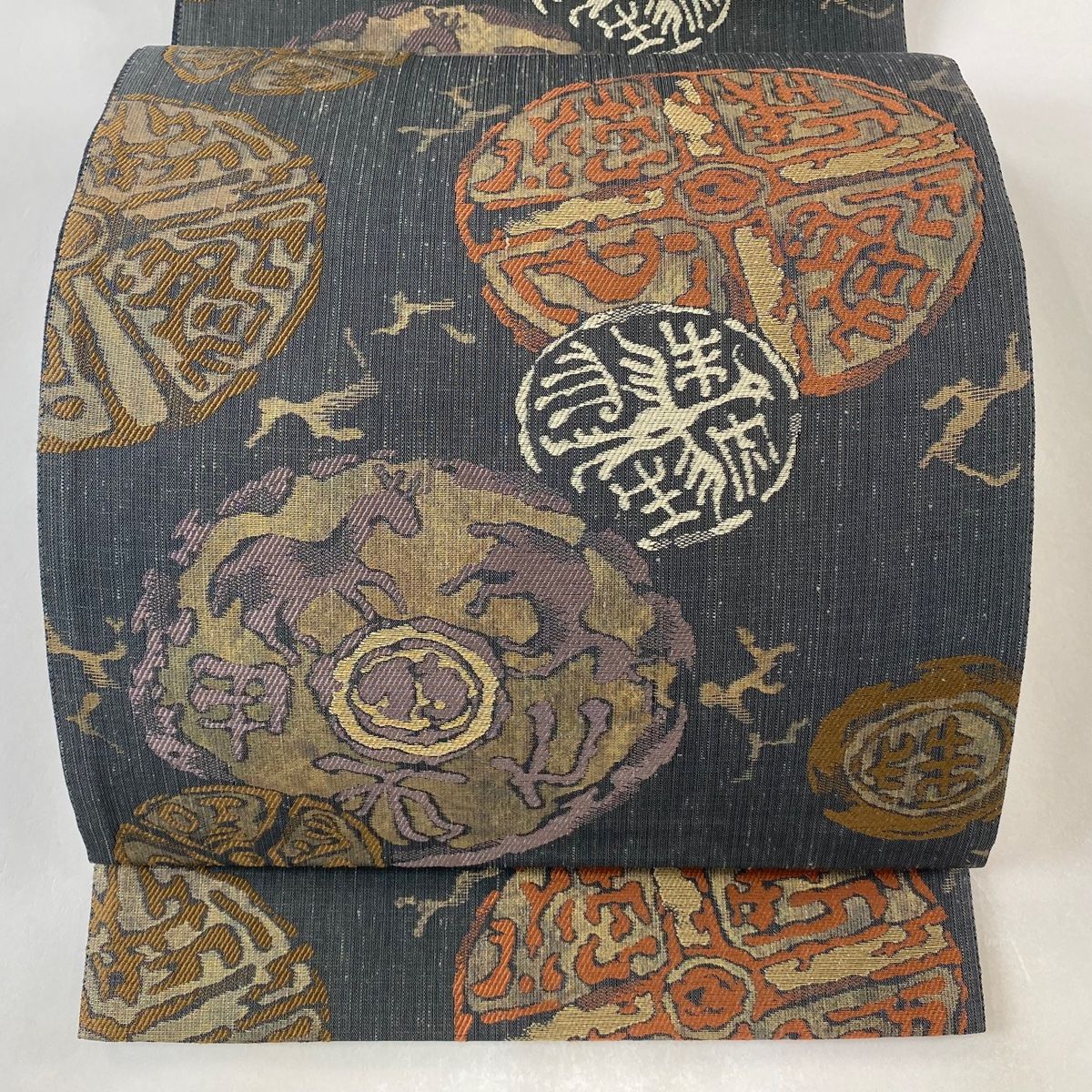 袋帯 美品 名品 証紙 菱屋六右衛門 紬地 幾何学模様 金彩 墨色 六通