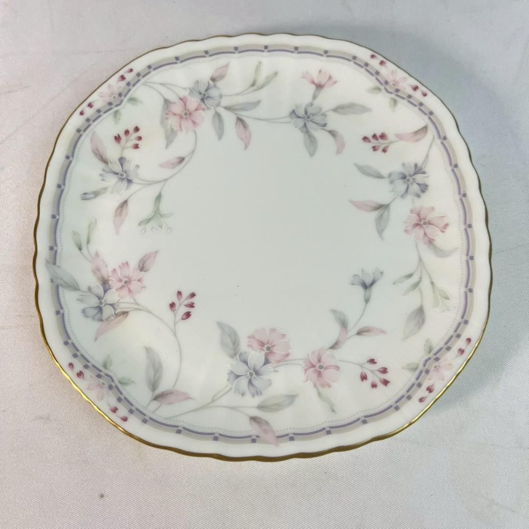 NARUMI BONE CHINA 花柄皿セット6枚 - メルカリ