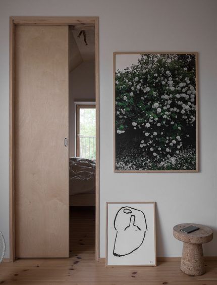 FINE LITTLE DAY | WHITE ROSES POSTER | アートプリント/ポスター