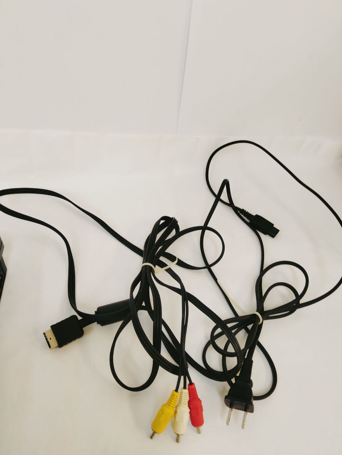 ジャンク SONY ps3 CECH-2000A 120GB 黒 YLOD 通電確認済 電源いれると