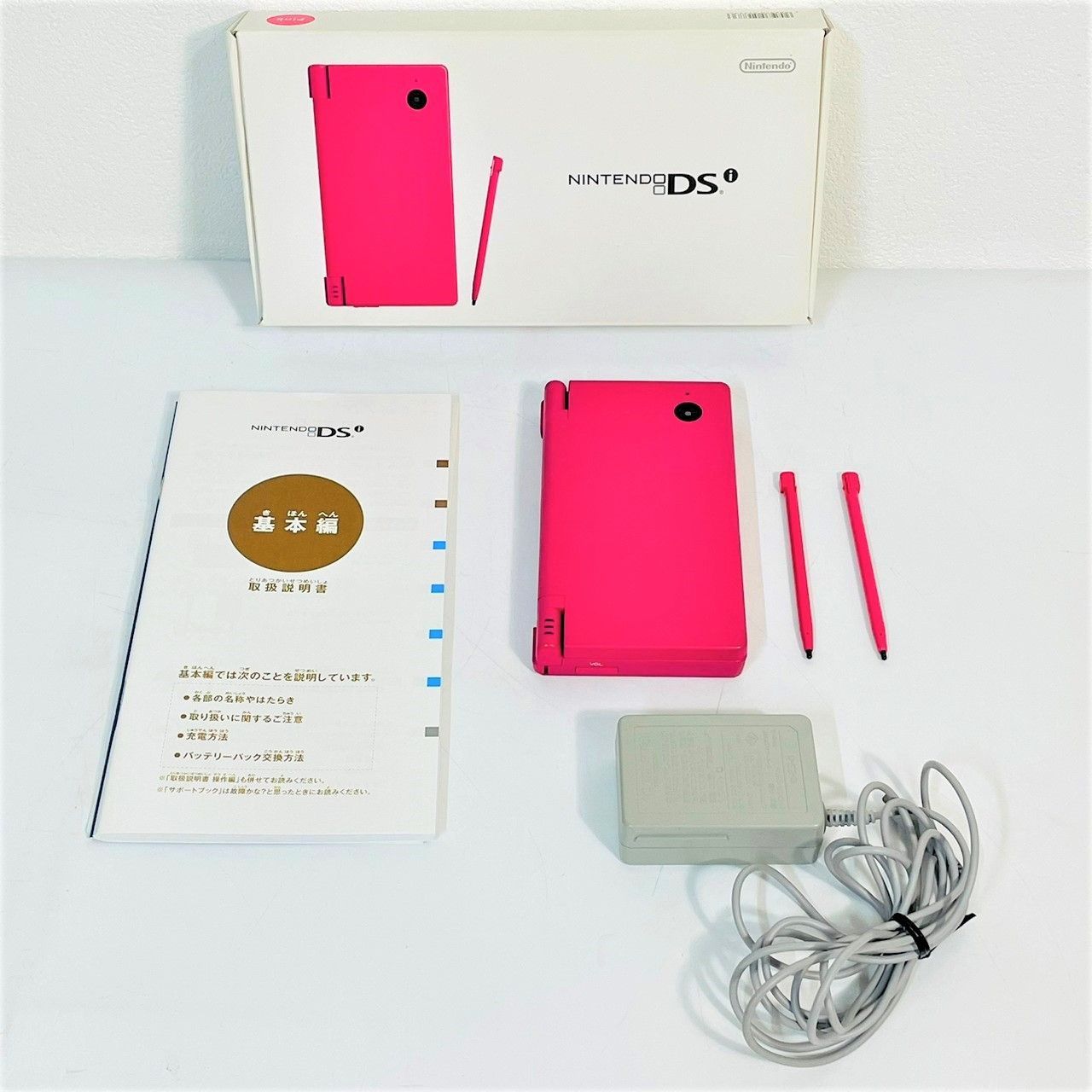 ◇【中古】Nintendo DSi セット 一式 本体 ピンク TWL-001 (JPN)  タッチペン アダプター 外箱 サポートブック 任天堂