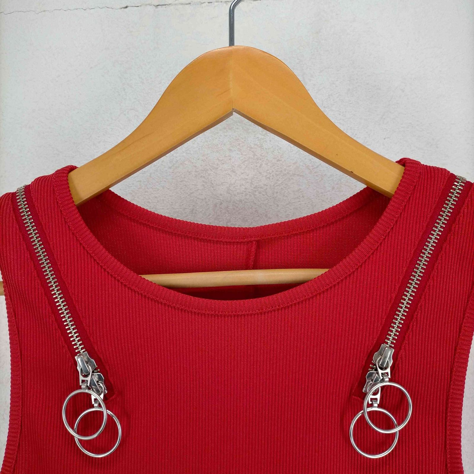 メゾンスペシャル MAISON SPECIAL 23SS ショルダーファスナータンク 