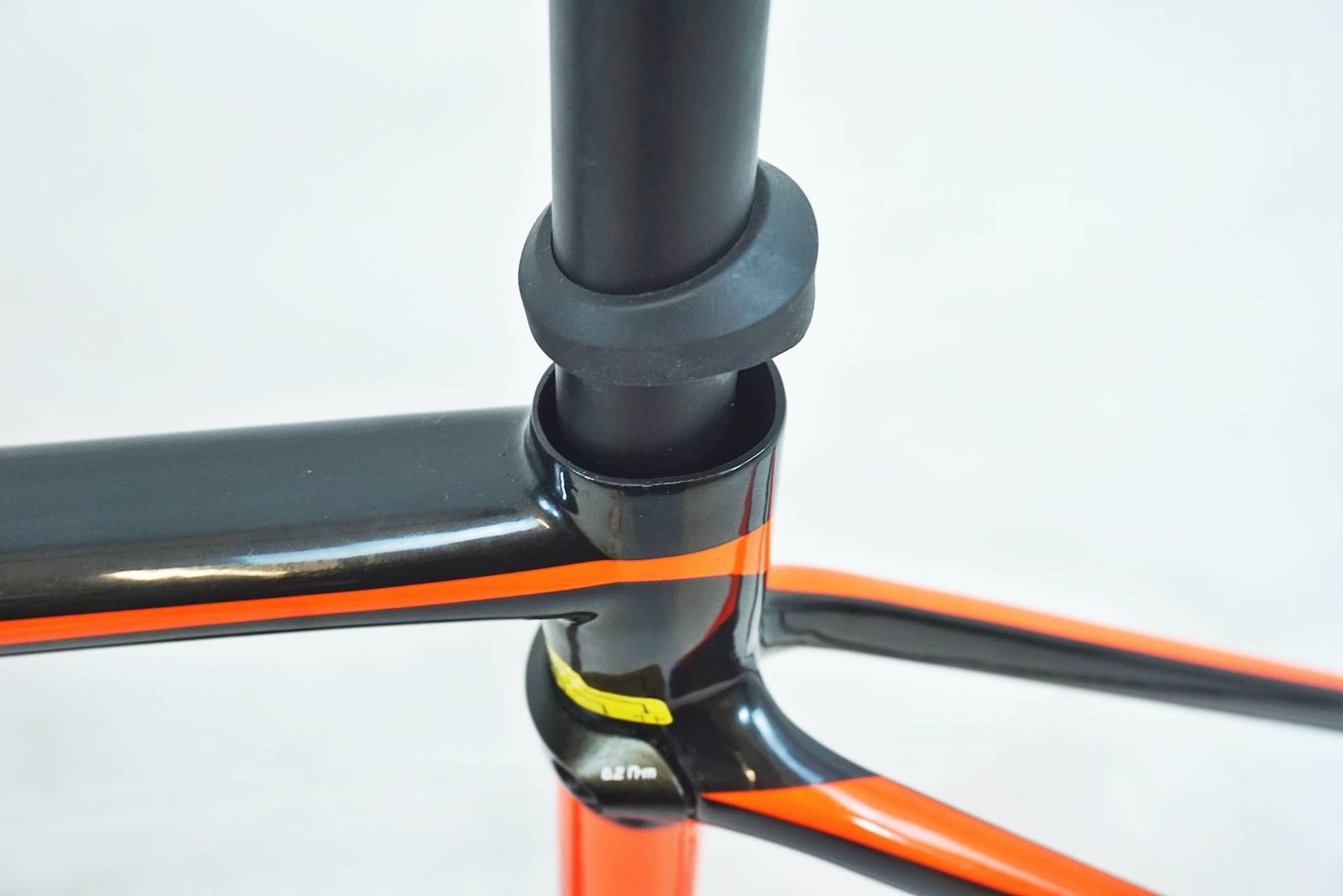 SPECIALIZED