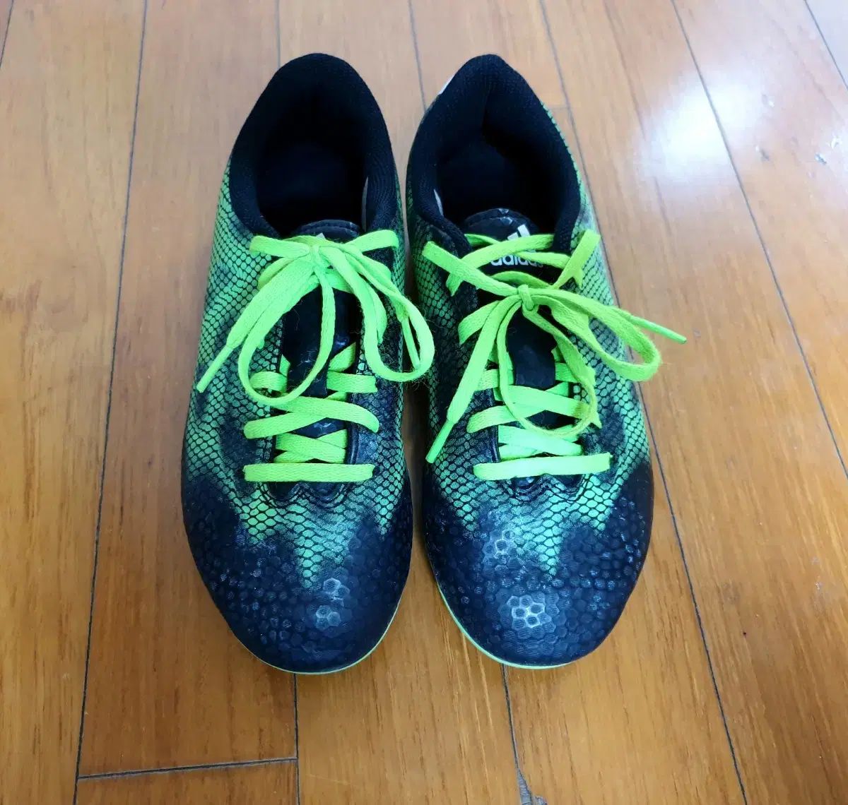 220 サッカーシューズ キッズ ジュニア adidas(アディダス)