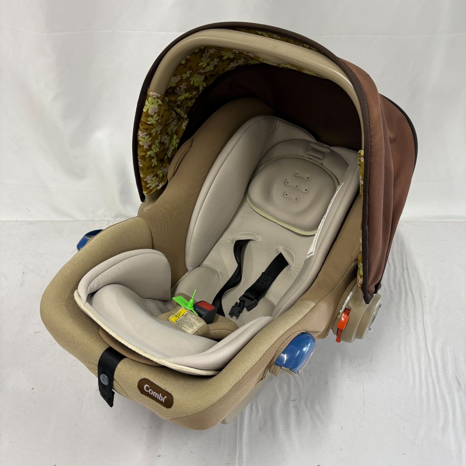 【美品】Combi グッドキャリー ベビーシート Combi 1ヵ月レンタル グッドキャリー 1歳までのコンビ製ベビー
