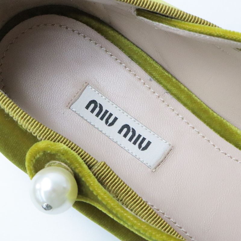 ミュウミュウ miumiu パール クロスストラップ ベロアフラットシューズ 38.5/カーキベージュ パンプス【2400013643252】