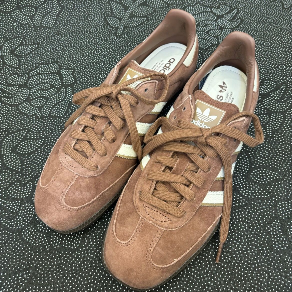 男女兼着 Adidas Originals Samba Vegan OG”SPD IG1357 ( ブラウン 茶 アースカラー tobacco タバコ spezial gazelle メンズ レディース ウィメンズ IG1357 )