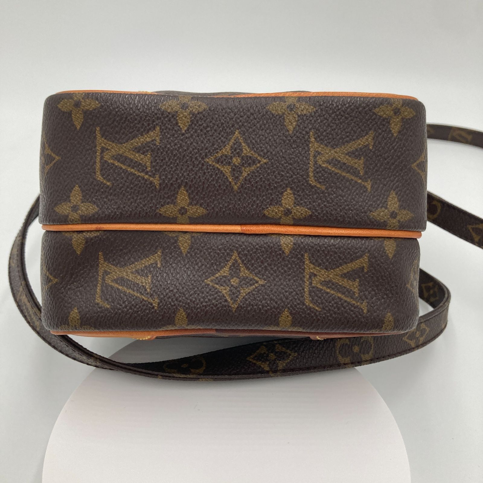 LOUIS VUITTON ルイヴィトン シリアル有 正規品 モノグラム アマゾン 