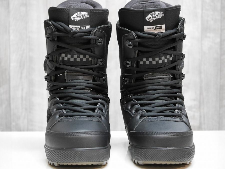 新品:SALE】25 VANS INVADO PRO - 25.0 BLACK/GUM 正規品
