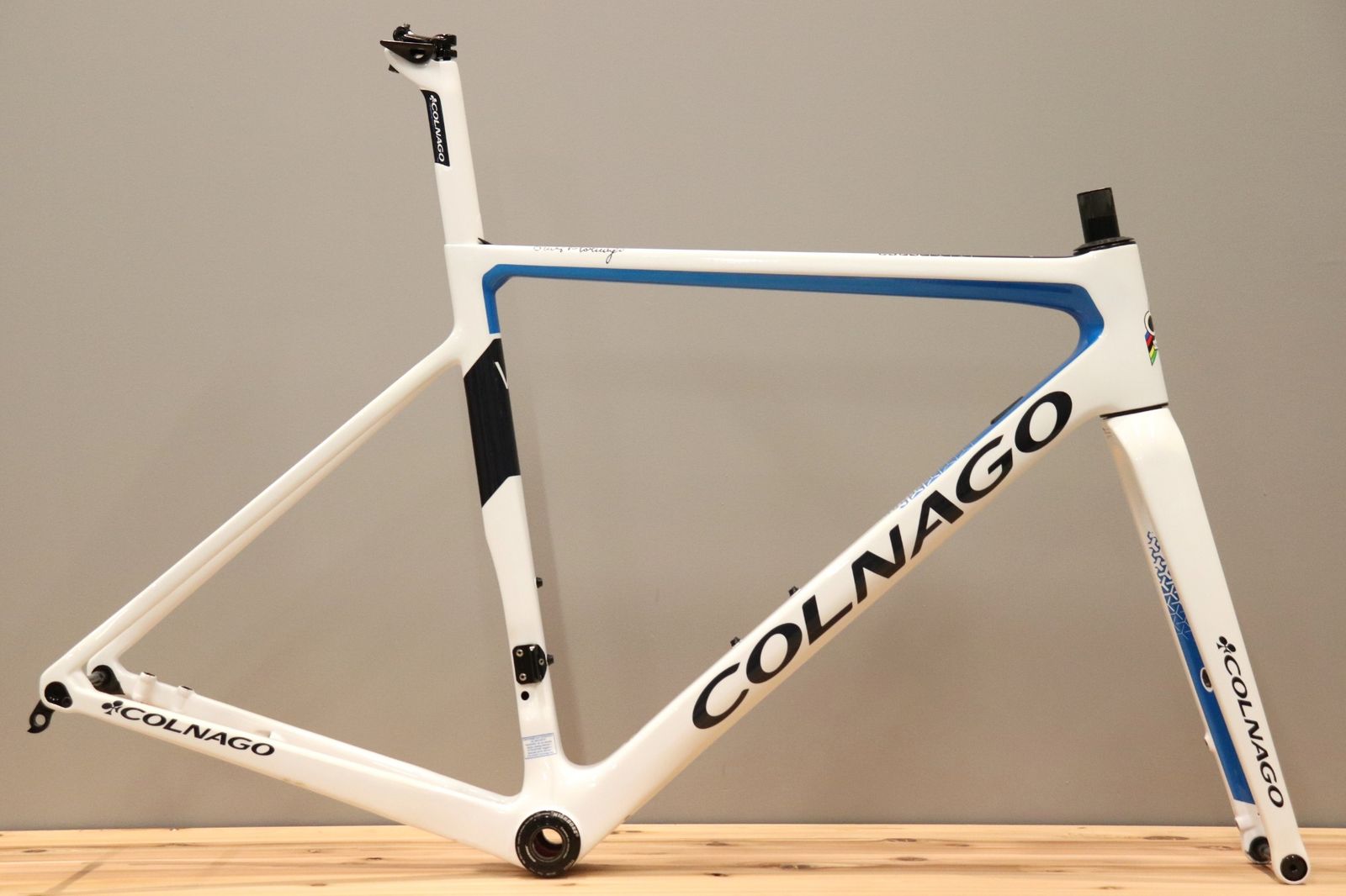 コルナゴ COLNAGO V3 DISC 2020モデル 50サイズ カーボン ディスク ロードバイク フレームセット 仙台店