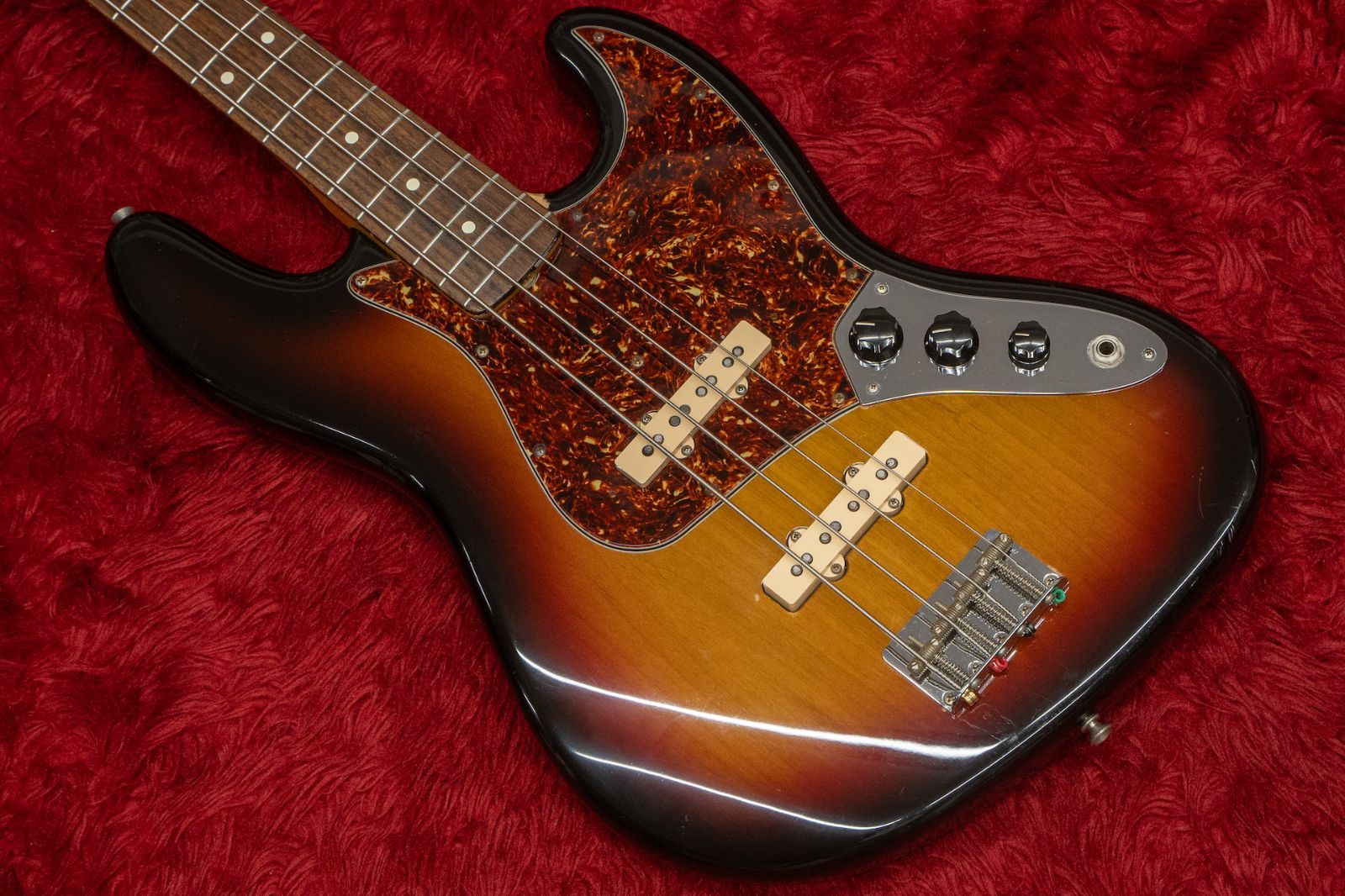 【used】Fender / American Vintage '62 Jazz Bass 3CS 2006 3.795kg #V154120【GIB横浜】