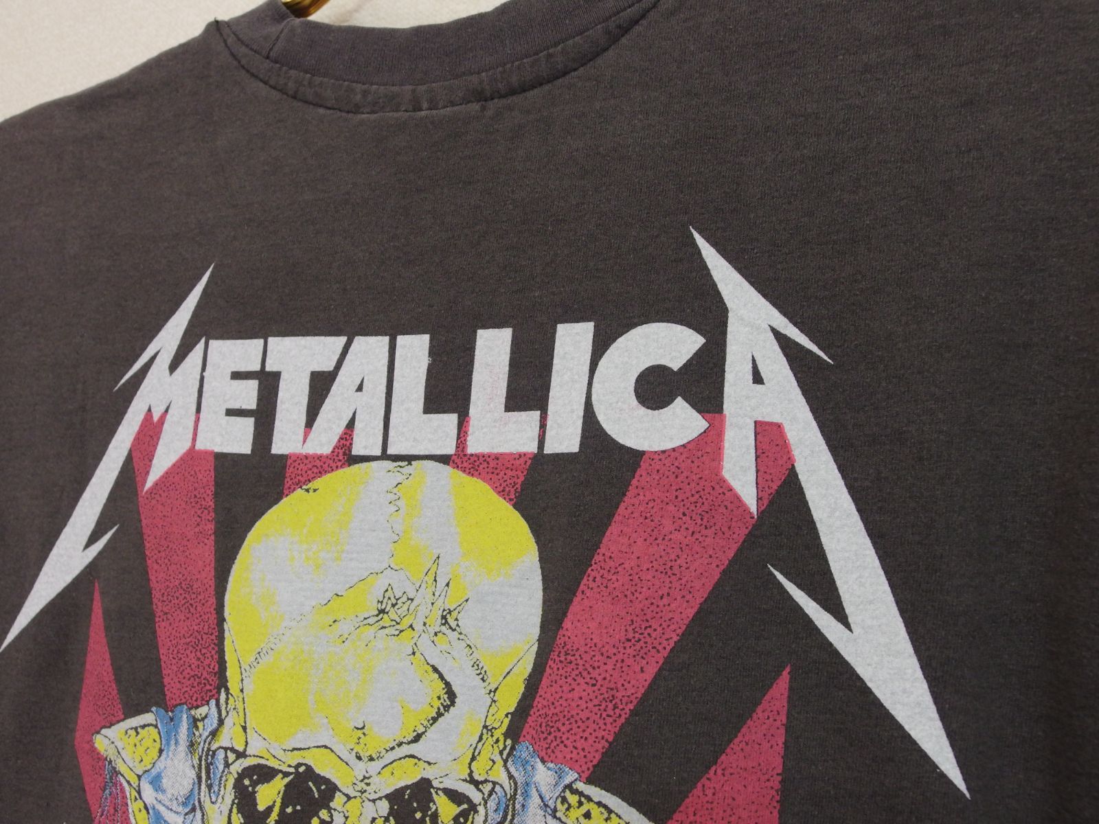 アメリカ製 メタリカ ヴィンテージTシャツ XLサイズ 39 アメリカ製 METALLICA メタリカ Tシャツ チャコール L・XL