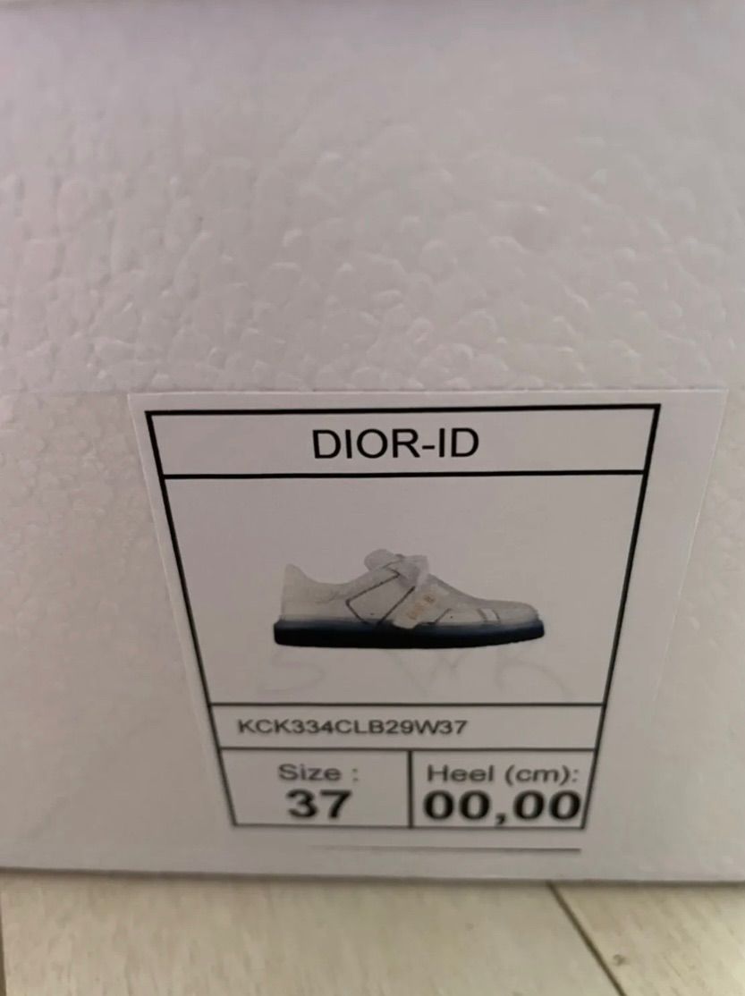DIOR 国内発送 DIOR-ID スニーカー カーフスキン&ラバー Blue