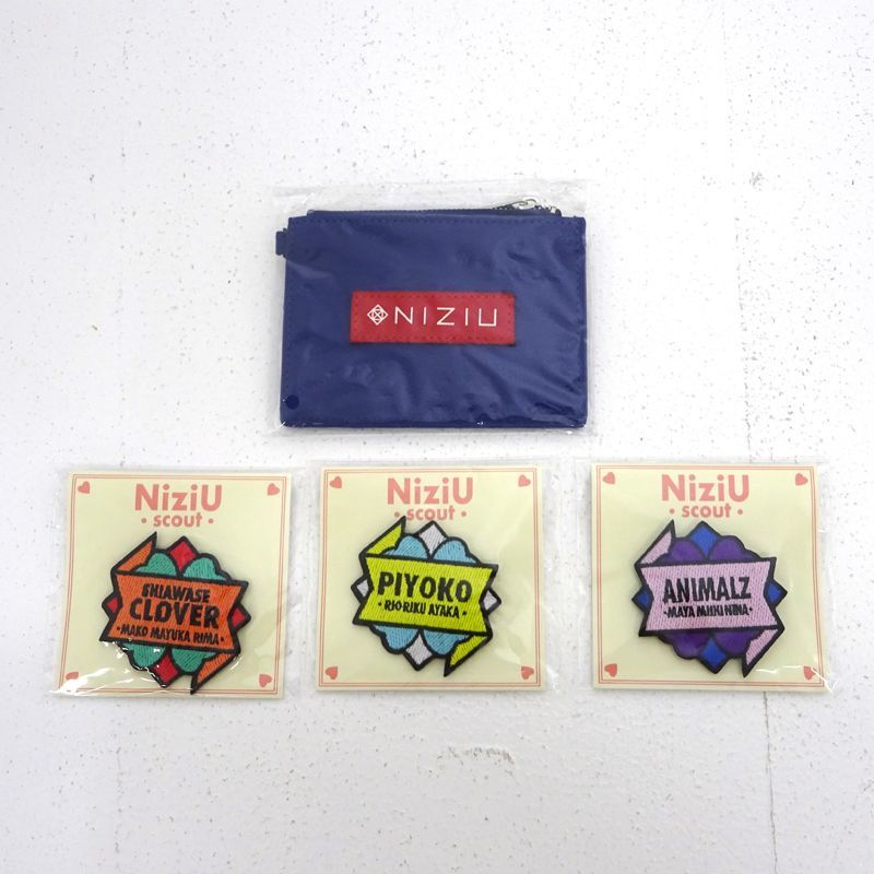 三重店】NiziU パスケース Scout ワッペンバッジ 3個セット グッズ 未開封（ニジュー/JYP）【353-A306】 - メルカリ