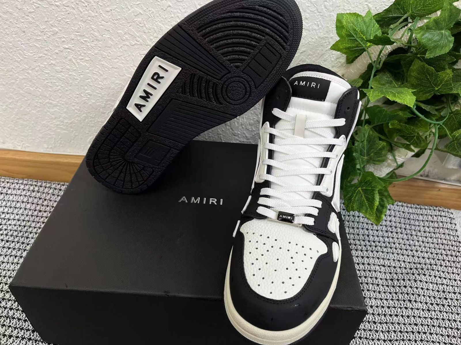 AMIRI アミリ SKEL TOP HI スニーカー