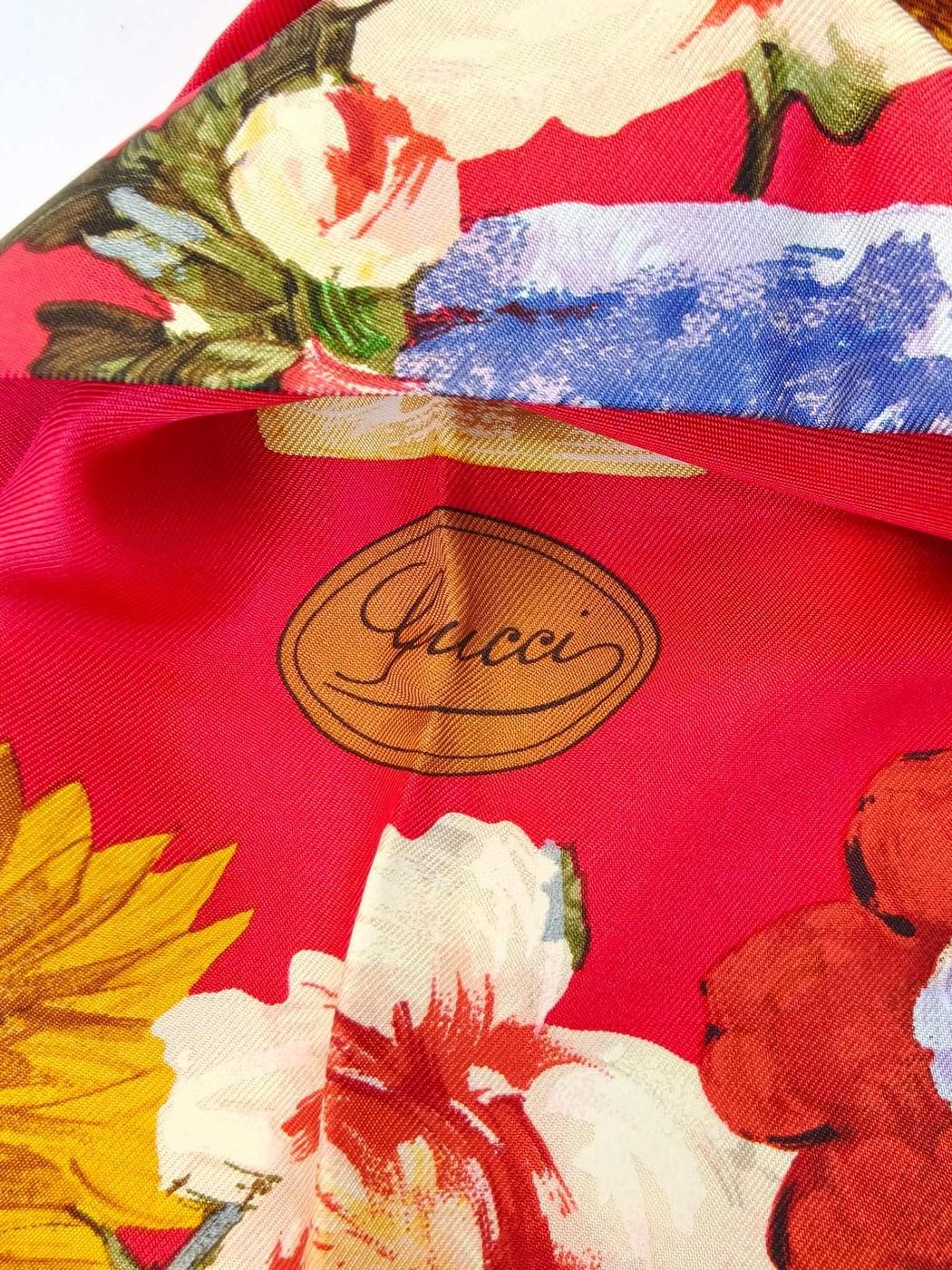 GUCCI スカーフ シルク フラワープリント 花柄 赤 9783 グッチ GUCCI スカーフ シルク フラワープリント 花柄 赤 管理