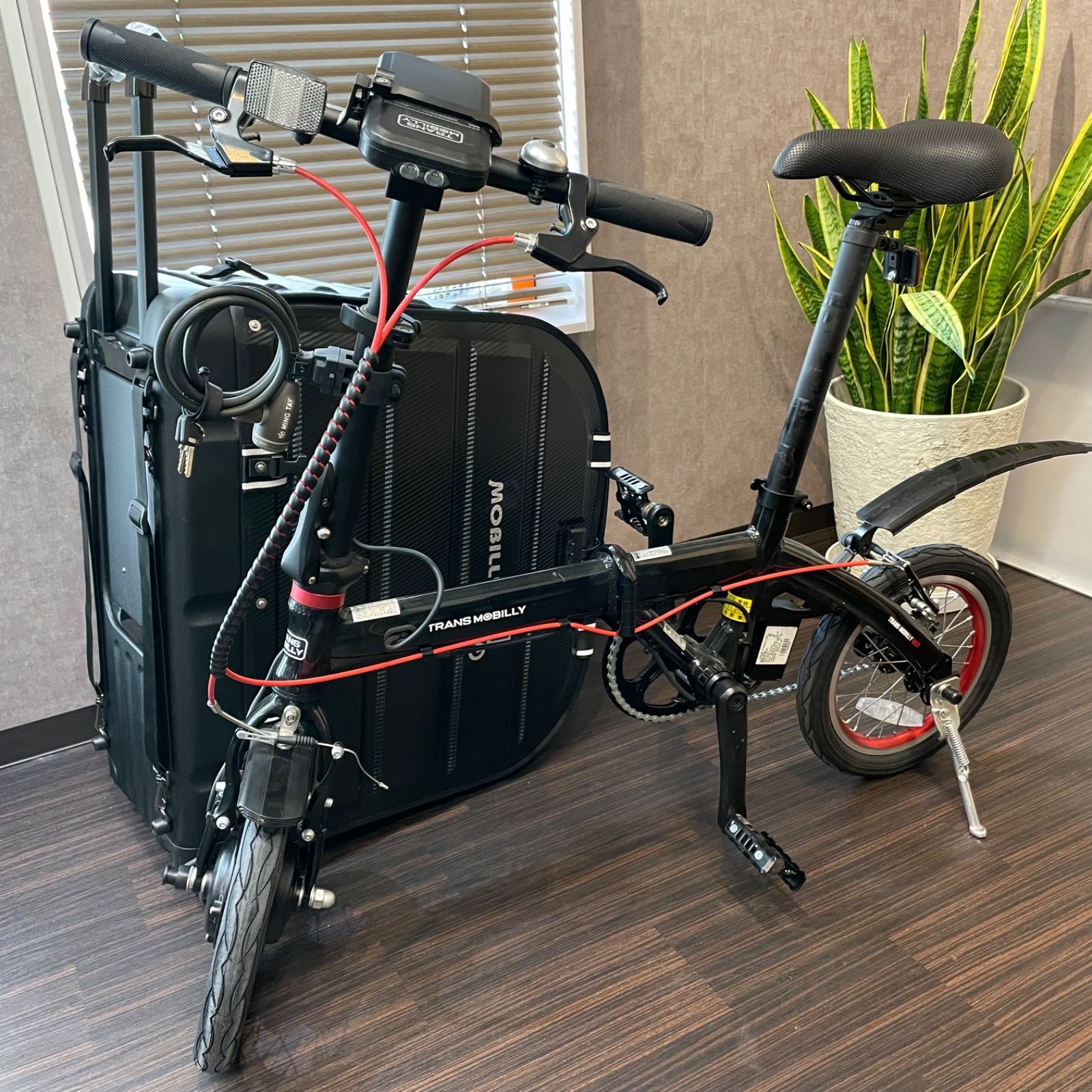 トランスモバイリーTRANS MOBILL黒　中古美品！ トランスモバイリーTRANS MOBILL黒 美品！ 【公式通販】