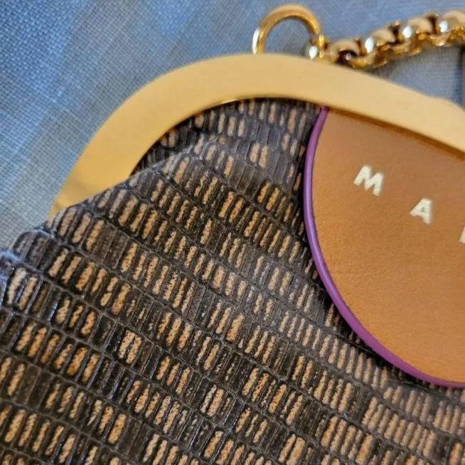 未使用 タグ付き MARNI 】財布 がま口 eva.gov.co