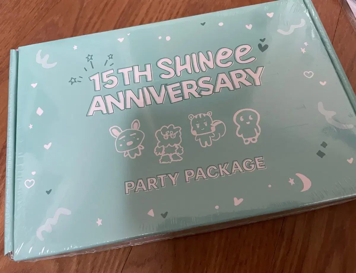 【雷市場（ポンジャン）商品韓国直送】 未開封) テミン SHINee(シャイニー) 15 周年 パーティーパッケージ 出品