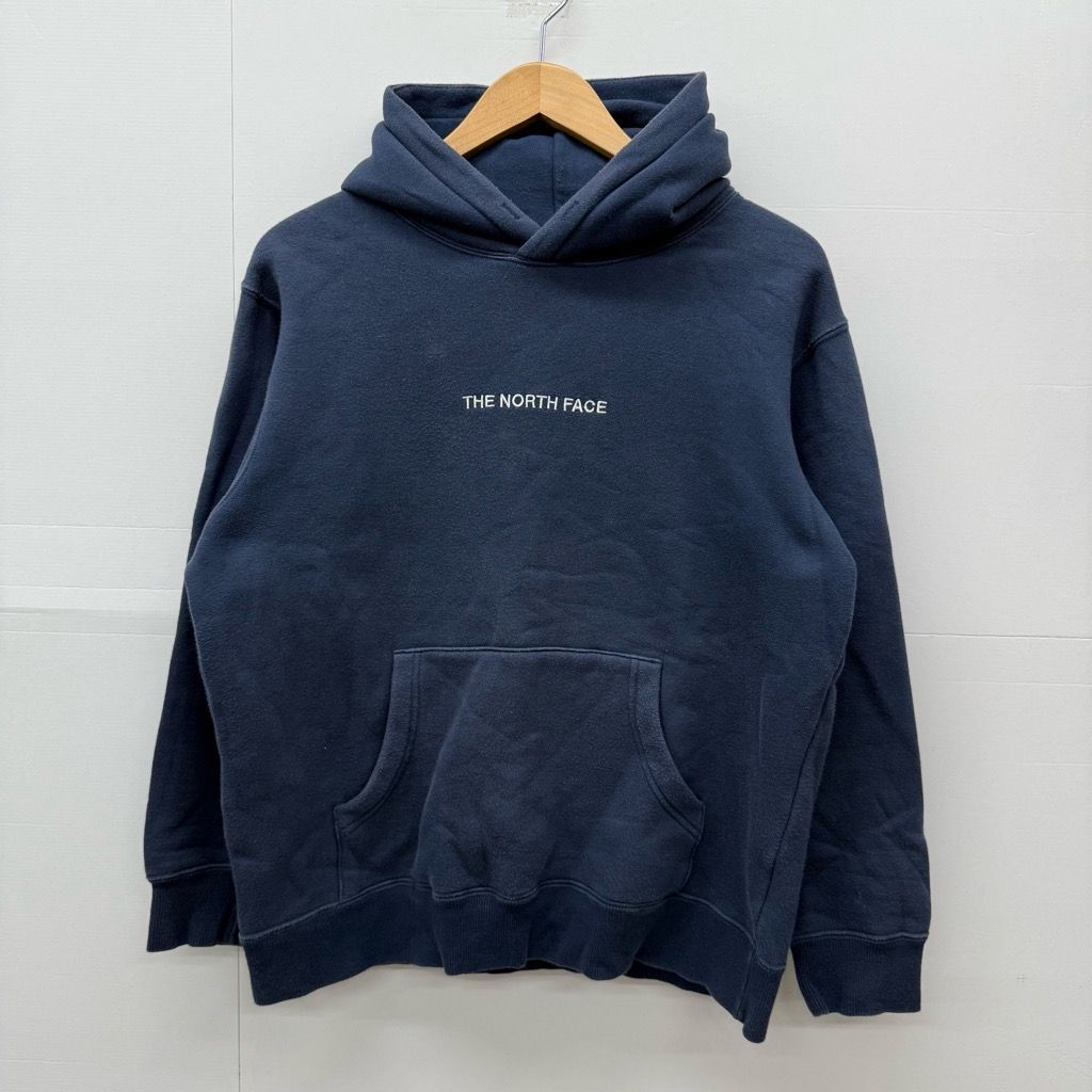 THE NORTH FACE ネイビーパーカー Mサイズ THE NORTH FACE メンズパーカー（色：ネイビー系）｜トップス
