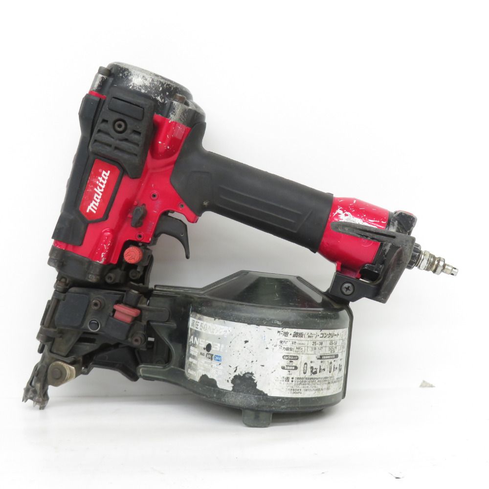 makita マキタ 50mm 高圧エア釘打 エアダスタ付 赤 ケース付 AN533H  