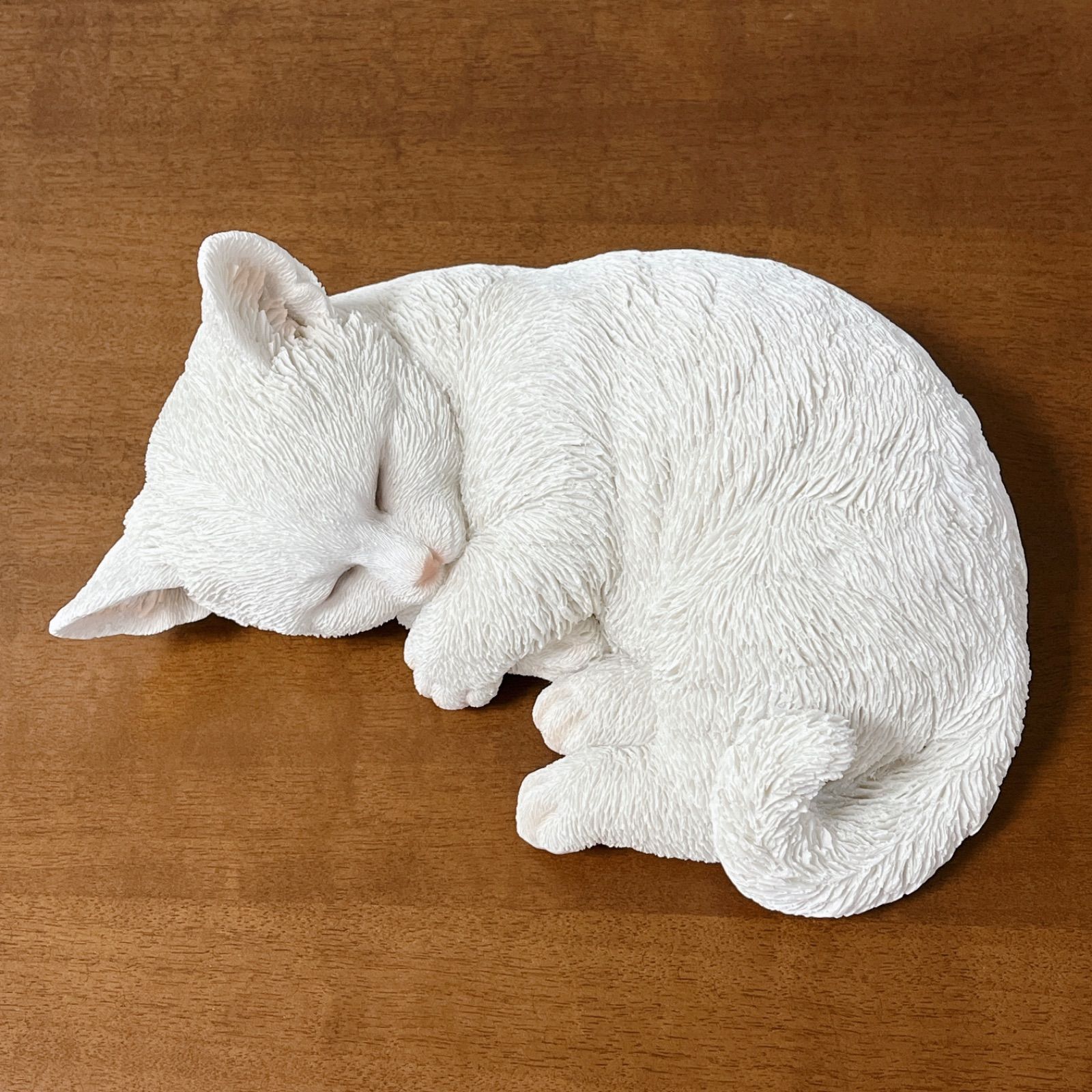 置物　猫　白色家具・インテリア