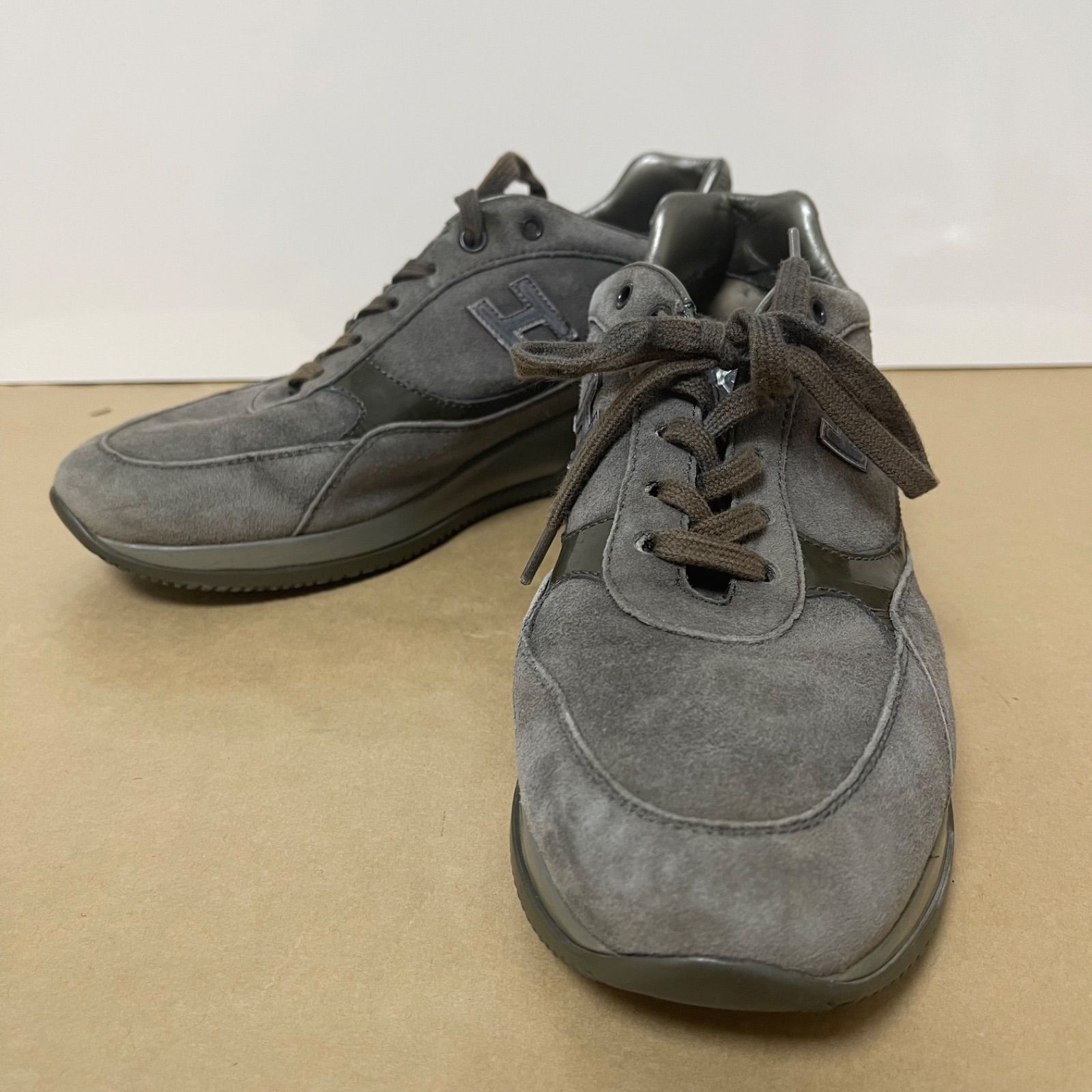 Z194 【美品】 HOGAN ホーガン スニーカー メンズ 37 1/2サイズ - メルカリ