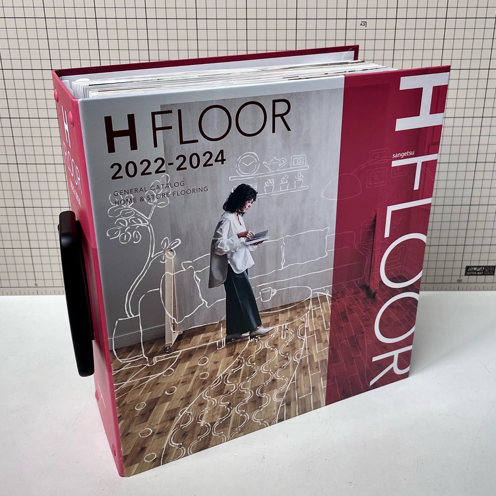 未使用品】サンゲツ クッションフロア見本帳 HFLOOR 22-24 最新版 メルカリ